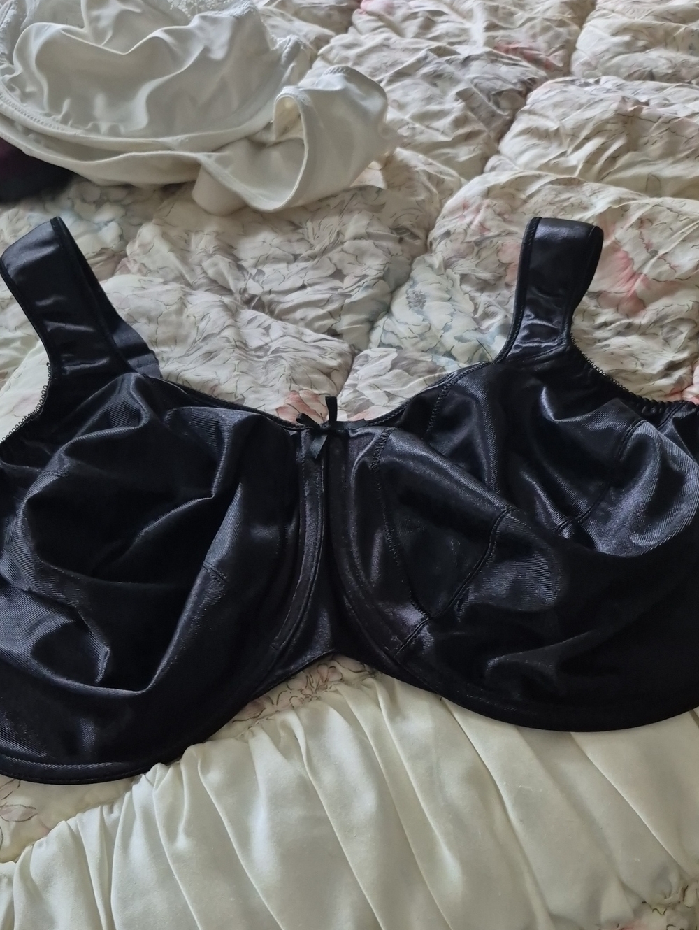 Bali Black Full Coverage Bra with Wide Support 42 DDD